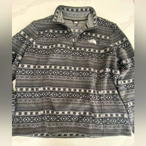 North Face Sweater XXL worn one time!